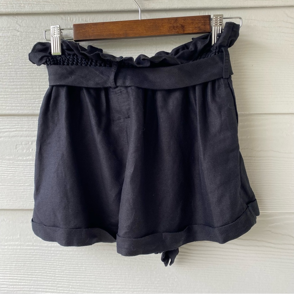 CHASER Black Paperbag Bow Tie Linen Blend Shorts - Picture 3 of 5